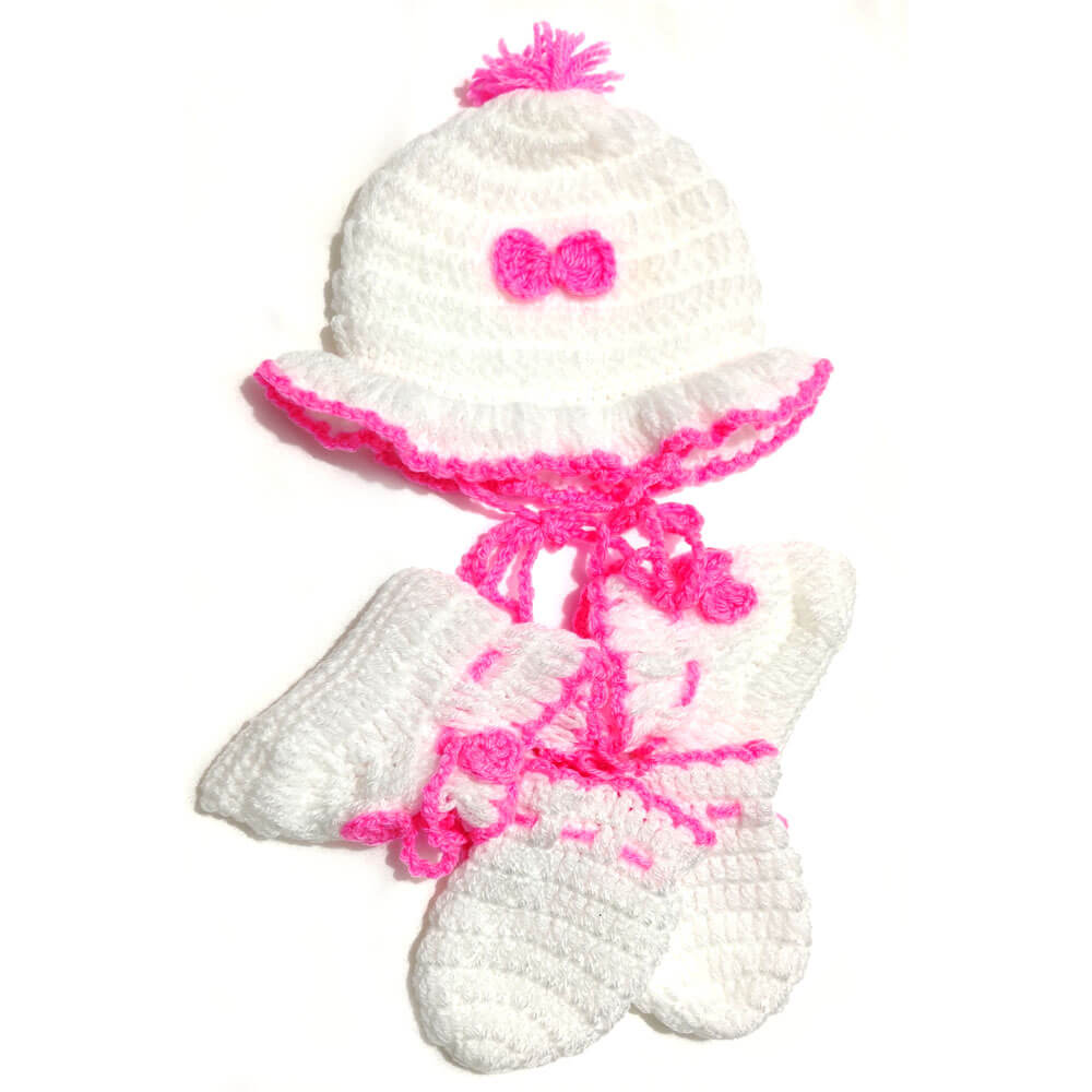Crochet Mittens, Socks and Hat Set 1 Crochet Mittens, Socks and Hat Set